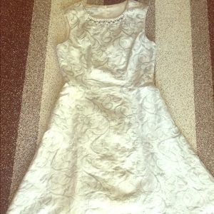 New Maggie London dress never worn!